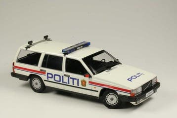 Minichamps 1:18 - Model stationwagon - Volvo 740 GL Break, Nieuw