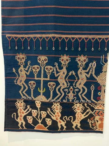 Oost-Sumba ceremoniële vrouwensarong Lau Hada Wuti Kau,