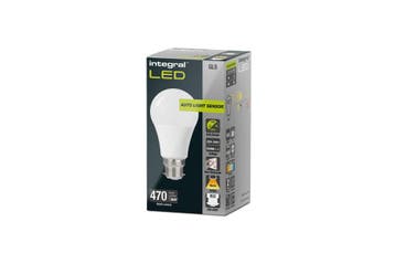 Integral LED Dag/Nacht Sensor lamp B22d 4.8W 470lm 2700K..., Huis en Inrichting, Ophalen of Verzenden, Nieuw