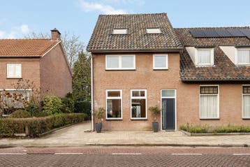 Te huur: Huis Heuvelstraat in Veldhoven, Veldhoven, Noord-Brabant