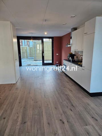 Woningruil - Nestorstraat 14 - 4 kamers en Flevoland, Huizen en Kamers, Woningruil, Flevoland