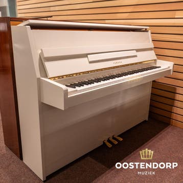 Yamaha C108 WH messing piano - 5203100, Zo goed als nieuw, Wit