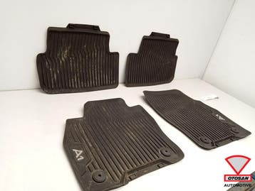 Audi A1 82A Mattenset Automatten Set Rubber Origineel!, Auto-onderdelen, Ophalen, Gebruikt, Audi