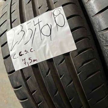 2 x Continental SportContact 235-40-18 Zomerbanden 7,5mm, 18 inch, Gebruikt, Ophalen of Verzenden, 235 mm