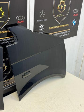VW Transporter T5 bj.2008 zijscherm/spatbord rechts en links, Gebruikt, Links, Volkswagen, Spatbord