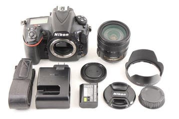 Nikon D810 36.3MP DSLR Body + 24-85mm f/3.5-4.5G ED Zoom —, Nieuw