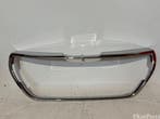 Peugeot 208 I Facelift Chrome Grille 9810530077, Ophalen, Gebruikt, Voor