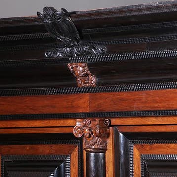 Reusachtige Hollandse kolomkast ca 1700 unieke kwaliteit met, Ophalen of Verzenden