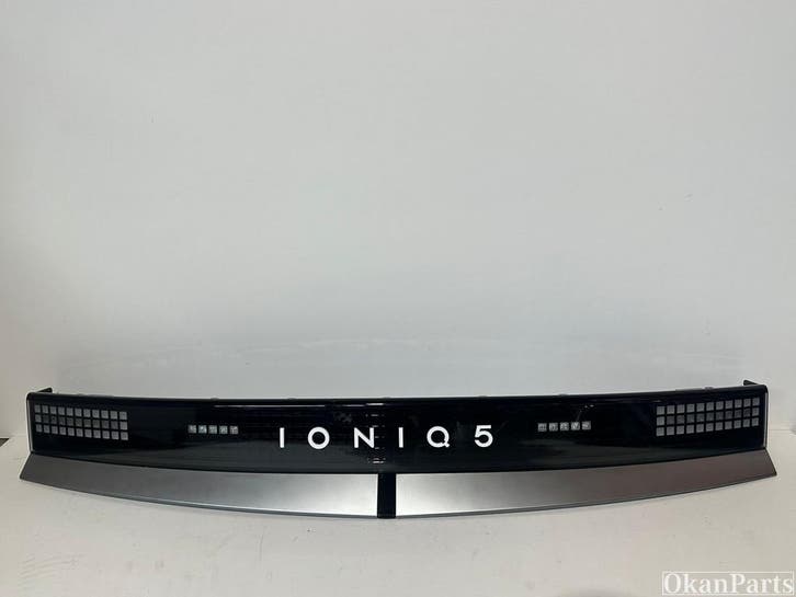 Hyundai Ioniq 5 LED midden achterlicht 92409-GI100, Auto-onderdelen, Verlichting, Gebruikt, Hyundai, Ophalen