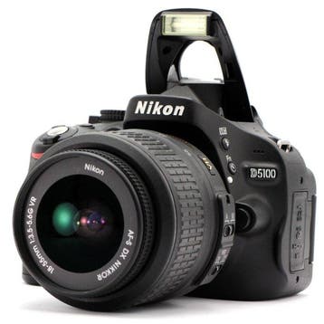 Nikon D5100 + AF-S 18-55mm f/3.5-5.6G VR met slechts 1.708, Nieuw