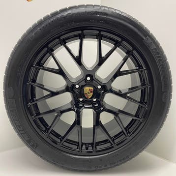 Porsche Macan ORIGINELE 20 RS Spyder Uni zwart met banden, Ophalen, Gebruikt, 295 mm, Banden en Velgen