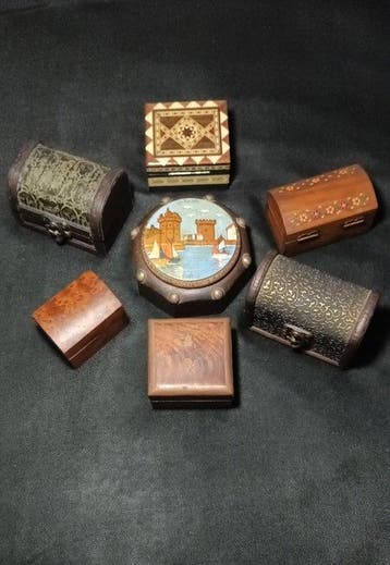 Doos - Hout, Been, Messing, Composiet, lak, Fluweel