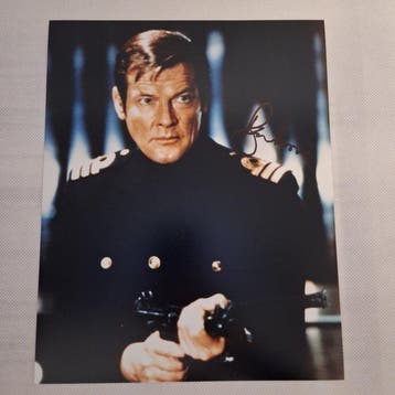 James Bond 007: The Spy Who Loved Me - signed by Roger Moore, Nieuw
