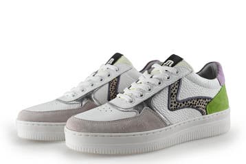Maruti Sneakers in maat 38 Overig, Kleding | Dames, Schoenen, Overige kleuren, Verzenden, Maruti, Sneakers of Gympen