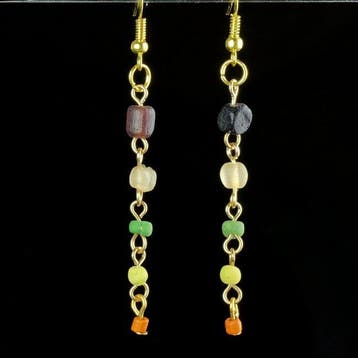 Oud-Romeins Earrings, met veelkleurige Romeinse glazen