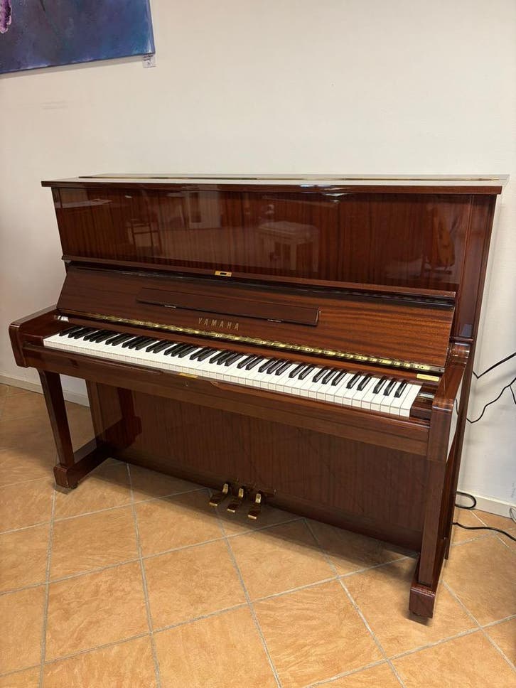 Prachtige Yamaha U-1 * mahonie hoogglans *, Muziek en Instrumenten, Piano's, Hoogglans, Overige kleuren, Zo goed als nieuw, Vleugel