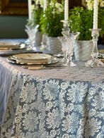 Tafelkleed voor lange tafels, klassiek damast. - Tafelkleed, Antiek en Kunst