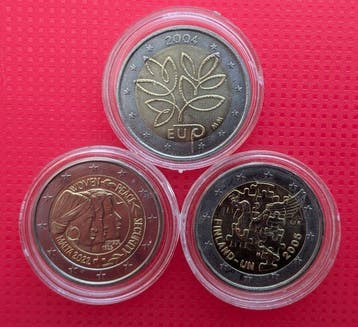 Finland, Malta. 2 Euro 2004/2022 (3 coins incl. 2 Euro