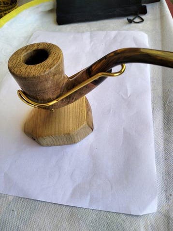 Tom Spanu - Pijp - Bruyere, Hars/polyester, Hout- Eik, Verzamelen, Nieuw