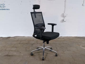 Ergonomische bureaustoel zwart mesh 4D armleggers aluminium, Verzenden, Gebruikt, Bureaustoel