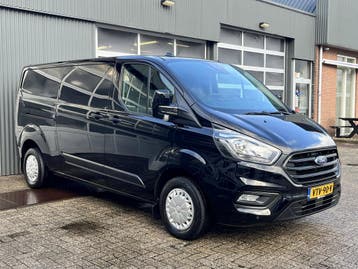 Ford Transit Custom 300 2.0 TDCI L2H1, Stof, Gebruikt, Euro 6, Zwart