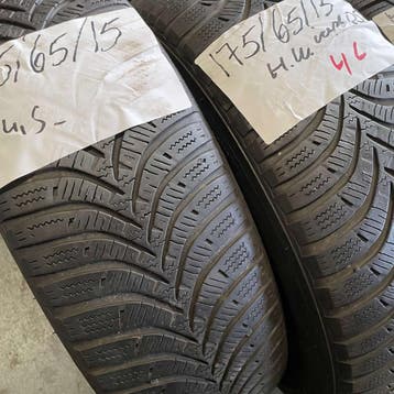 2 x Hankook Winter i*cept 175-65-15 Winterbanden 4,5mm, Auto-onderdelen, Gebruikt, 15 inch, 175 mm, Band(en)