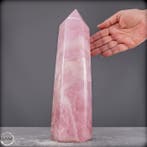 Natuurlijk rozenkwarts obelisk Zachte harmonie in een edele