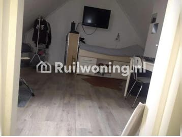 Huis in Mijdrecht, 4 kamers, 80 m², €775