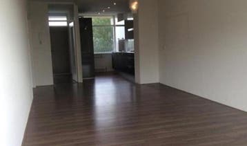 Te Huur 4 Kamer Appartement Einsteinplaats In Rotterdam, Rotterdam, Direct bij eigenaar, Appartement, Rotterdam