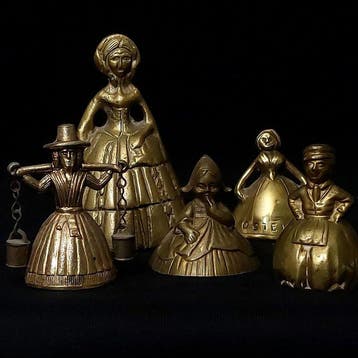 Figuur - Lady Bells (5) - Messing
