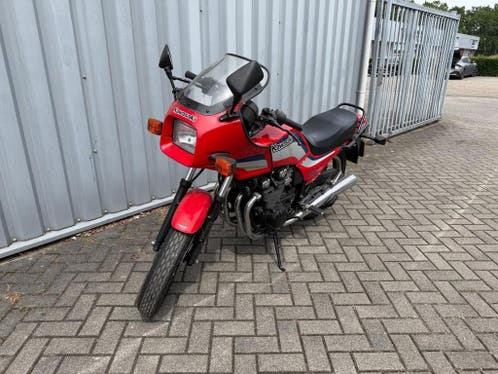 Online veiling: Kawasaki, GPZ 400, Geheel org. motorfiets