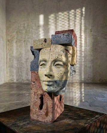 Matteo Ciffo (1987) - Frammenti - Nefertiti