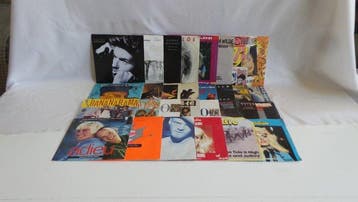 Various Artists/Bands in 1980s - 30 x 7 Singles feat., Nieuw in verpakking