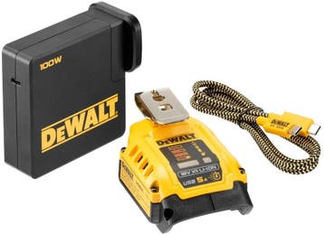 DeWalt 18V XR Serie - Adapter USB - Powerbank Functie - LED, Ophalen of Verzenden, Zo goed als nieuw, DEWALT