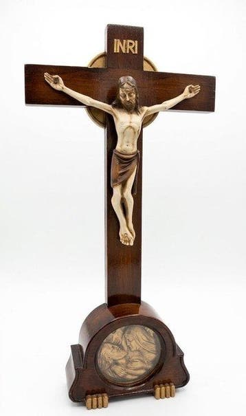 Art Deco Crucifix - Wit metaal - 1930-1950 - Pietà medaillon