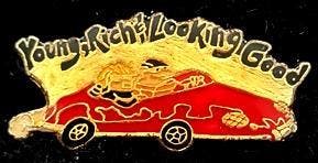 Young Rich Looking Good pin, Verzamelen, Speldjes, Pins en Buttons, Verzenden, Nieuw, Figuurtje, Speldje of Pin