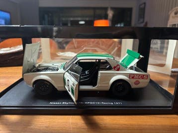 Autoart 1:18 - Modelauto - Nissan Skyline GTR (KPGC10), Nieuw