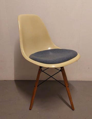Vitra (Fehlbaum) - Charles & Ray Eames - Stoel - DSW -