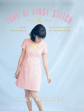 Boek Love at first stitch 9789022330067, Verzenden, Nieuw