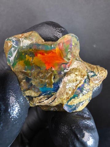 60cts Crystal Opal Specimen Ruw- 12 g, Verzamelen, Mineralen en Fossielen