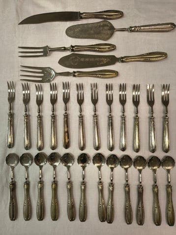 Solingen - Bestekset (29) - .800 zilver - Dessertbestekset