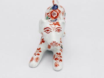Figuur - Japanese Imari-style Porcelain Dog Figure (Arita
