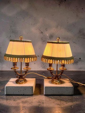 Lamp (2) - Brons, Textiel, Messing - Dubbele kroonluchter.