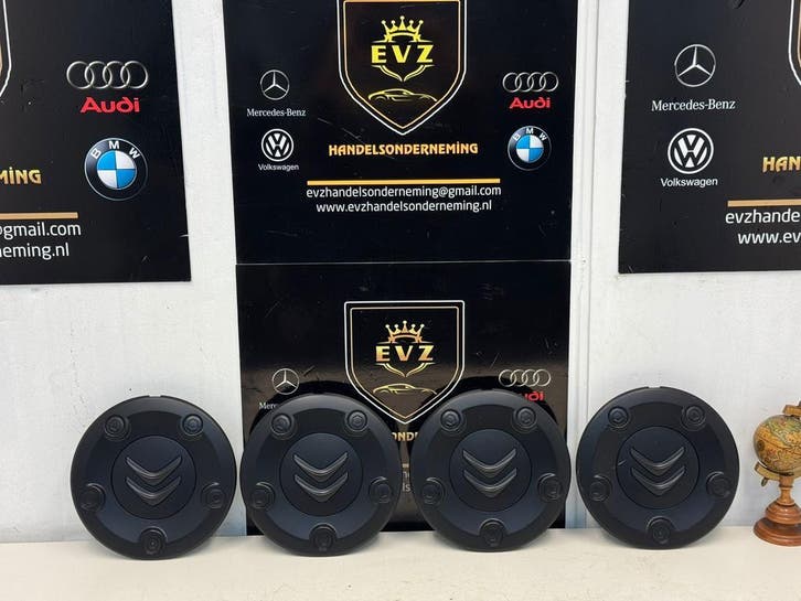 Citroën Jumpy Wieldopset 4 stuks bj.2021 art.9677381777, Auto diversen, Wieldoppen, Gebruikt