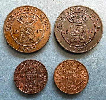 Nederlands-Indië. 1/2 cent 1916, 1933 en 1 cent 1857 en 1859