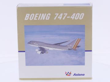 Schaal 1:500 Herpa 500661 Asiana Airlines Boeing 747-400..., Ophalen of Verzenden, Zo goed als nieuw