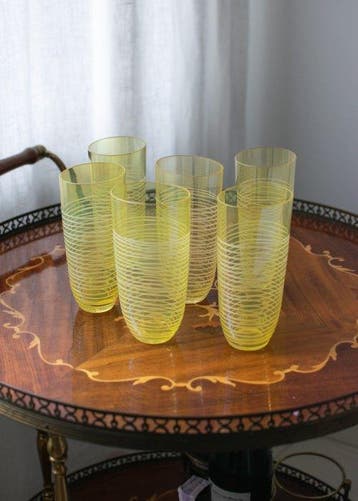Modern Glass By Mariana Iskra - Mariana Iskra -