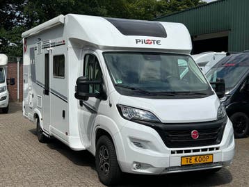 Pilote P696 expression ,AUTOMAAT, bj 2024 ,7000 km, 180 pk!, Caravans en Kamperen, Campers, Fiat, Pilote, Half-integraal, Zonwerend glas