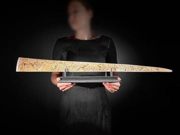 GEEN MINIMUMPRIJS -Prachtig grote uitgehouwen