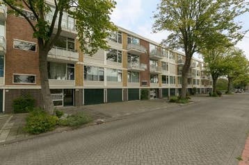 Te Huur 3 Appartement Kruisvoorde In Rotterdam, Huizen en Kamers, Huizen te huur, Rotterdam, Direct bij eigenaar, Appartement